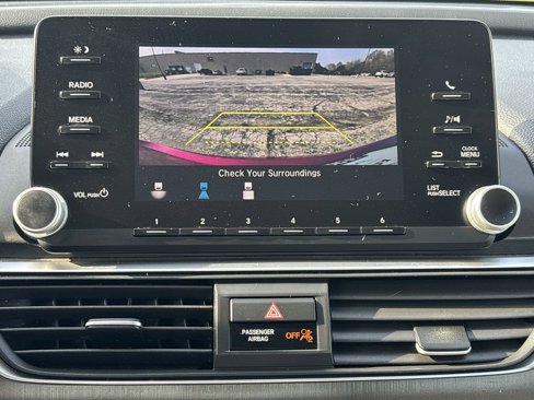Used 2018 Honda Accord LX image 8
