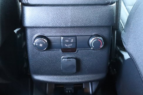 Used 2017 Ford Explorer XLT image 20