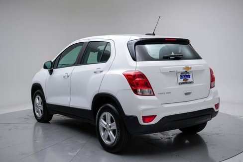 Used 2017 Chevrolet Trax LS image 3
