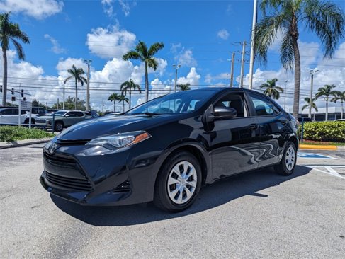 Used 2017 Toyota Corolla L image 4