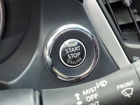 Used 2017 INFINITI Q60 2.0t w/ Moonroof Package image 22
