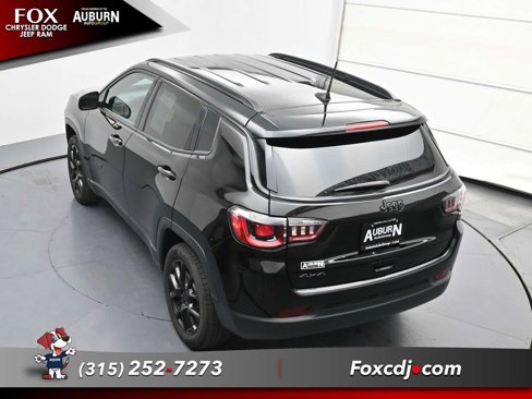 Used 2023 Jeep Compass Latitude w/ Convenience Group image 27