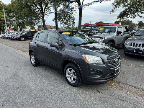 Used 2016 Chevrolet Trax LS image 2