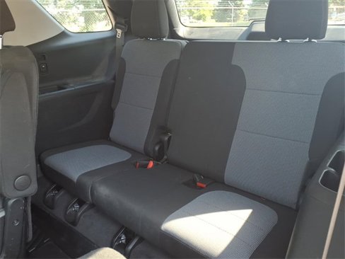 Used 2020 Chevrolet Traverse LT image 9