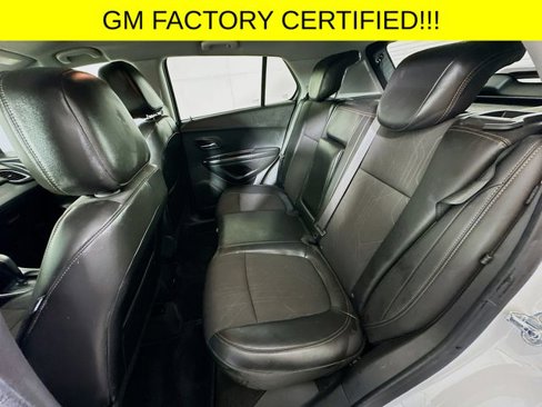 Certified 2022 Chevrolet Trax LT w/ LT Convenience Package image 22