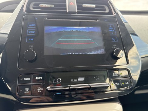 Certified 2017 Toyota Prius Two image 13