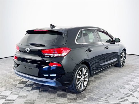 Used 2019 Hyundai Elantra GT w/ Style Package 02 image 8