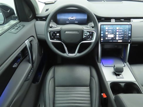 Used 2024 Land Rover Discovery Sport S image 10