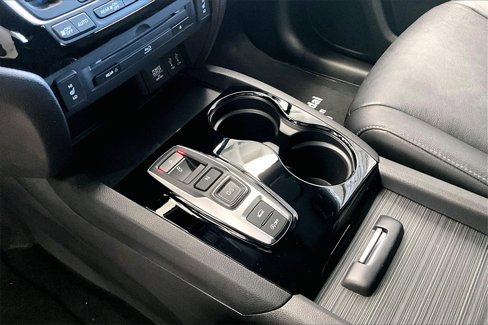 Used 2016 Honda Pilot Touring image 13