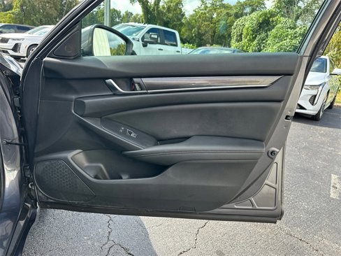 Used 2020 Honda Accord Sport image 15