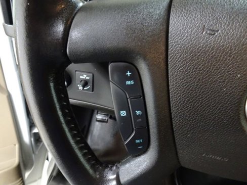 Used 2020 Chevrolet Express 2500 w/ Driver Convenience Package image 27