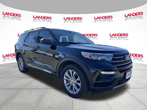 Certified 2021 Ford Explorer XLT w/ Equipment Group 202A image 1
