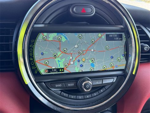 Used 2018 MINI Cooper S image 28