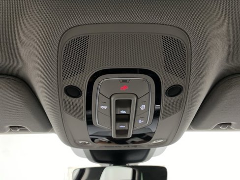 Used 2021 Audi e-tron Premium w/ Black Optic Package image 62