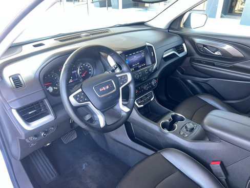 Used 2023 GMC Terrain SLT image 12