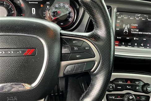 Used 2019 Dodge Challenger SXT w/ Driver Convenience Group image 11
