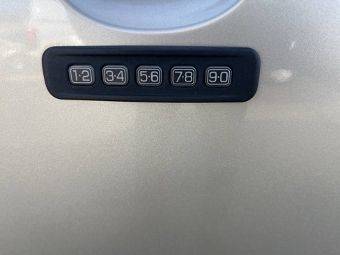 Used 2011 Ford Escape XLT w/ 201A Rapid Spec Order Code image 12
