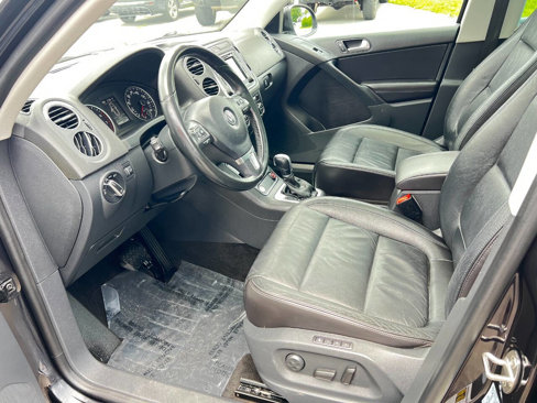 Used 2017 Volkswagen Tiguan Sport image 13