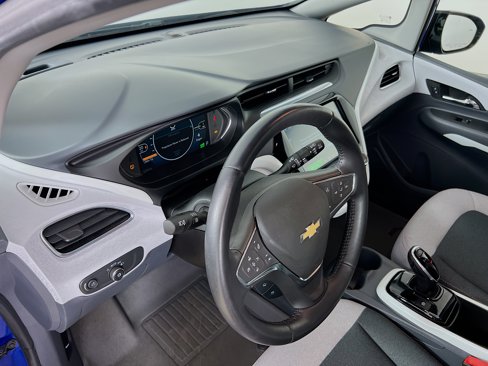 Used 2020 Chevrolet Bolt LT image 9