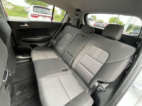 Certified 2022 Kia Sportage LX w/ LX AWD Value Edition Package image 21