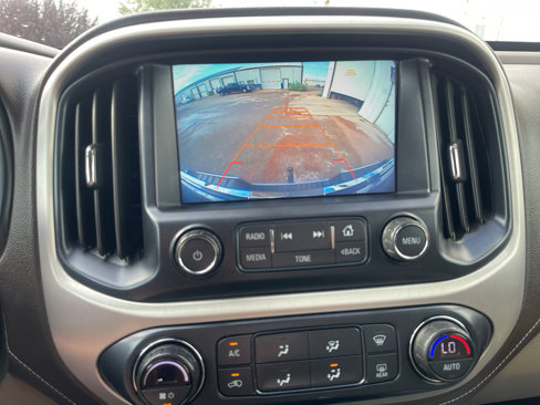 Used 2017 GMC Canyon SLE w/ SLE Convenience Package image 16