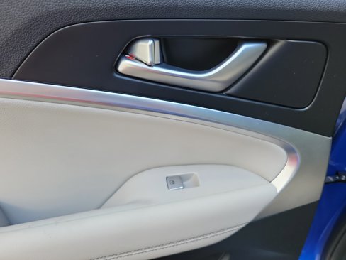 Used 2021 Genesis G70 2.0T image 22