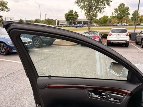 Used 2011 Mercedes-Benz S 550 image 21