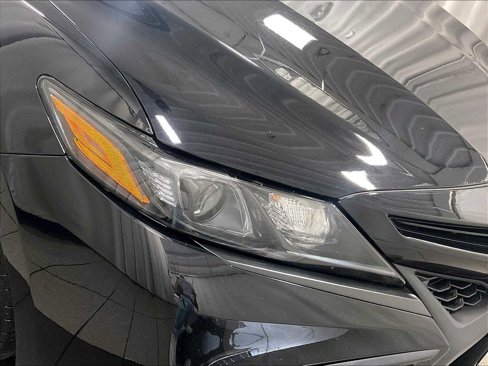Used 2023 Toyota Camry SE image 32