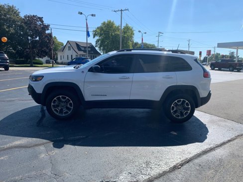Used 2022 Jeep Cherokee Trailhawk w/ Sun, Sound & Nav Group image 5