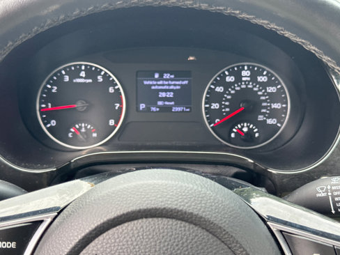 Used 2023 Kia Seltos Nightfall Edition image 17