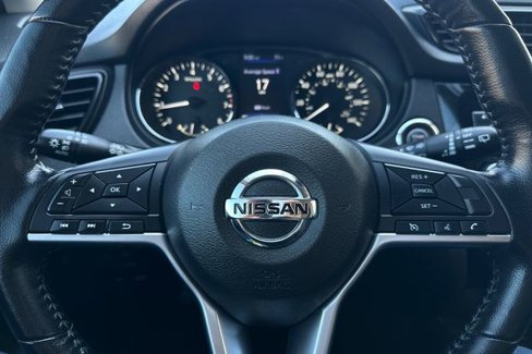 Used 2021 Nissan Rogue Sport SV image 29