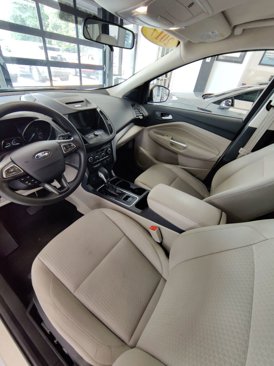 Used 2018 Ford Escape SE w/ SE Sync 3 Package image 14