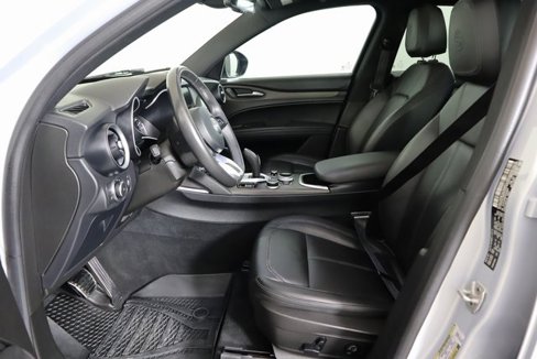 Used 2022 Alfa Romeo Stelvio Ti image 26