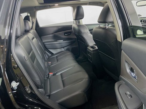 Used 2020 Nissan Murano SV w/ Premium Package image 25