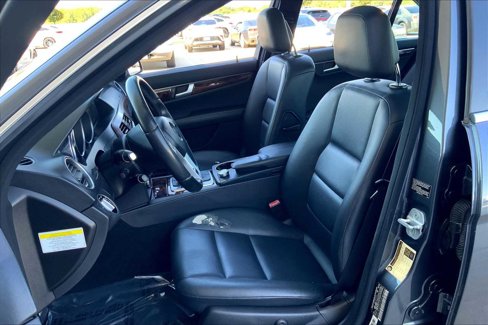 Used 2013 Mercedes-Benz C 250 Sedan image 7