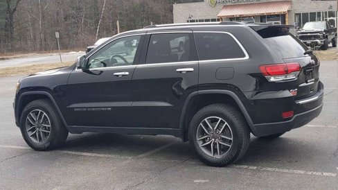 Used 2022 Jeep Grand Cherokee Limited image 7