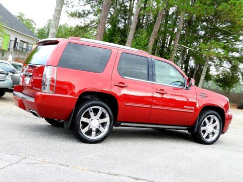 Used 2013 Cadillac Escalade Premium image 25