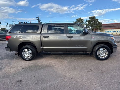 Used 2012 Toyota Tundra 4x4 CrewMax image 7