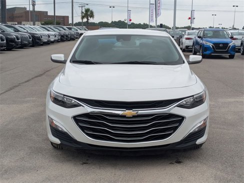 Used 2023 Chevrolet Malibu LS w/ Driver Confidence Package image 8