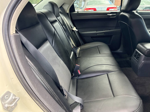 Used 2008 Chrysler 300 LX image 14