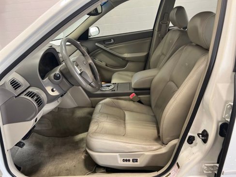 Used 2004 INFINITI G35 x Sedan image 9