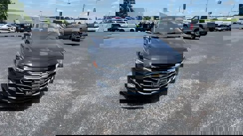 Used 2021 Chevrolet Malibu LT image 3
