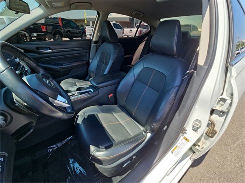 Used 2020 Nissan Altima 2.5 SR image 14