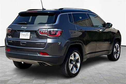 Used 2018 Jeep Compass Limited image 5