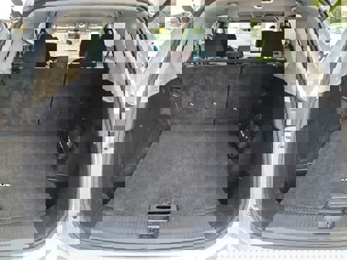 Used 2024 Nissan Rogue SV image 29