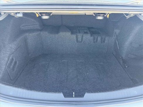 Used 2017 Chevrolet Malibu Hybrid w/ Leather Package image 7