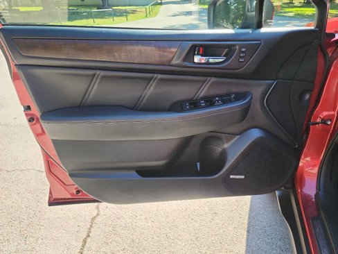 Used 2019 Subaru Outback 2.5i Limited image 17