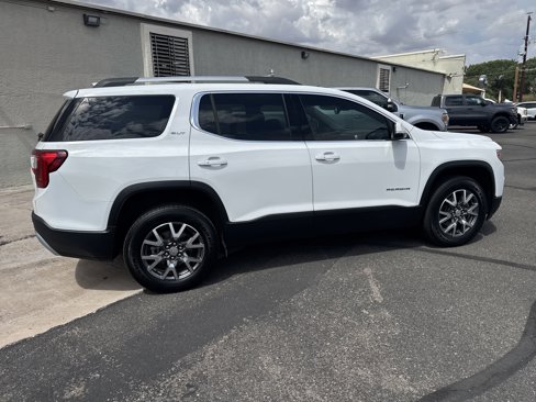 Used 2023 GMC Acadia SLT image 8