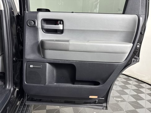 Used 2016 Toyota Sequoia Limited image 16