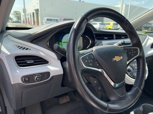 Used 2021 Chevrolet Bolt LT image 12